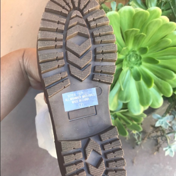 New brown booties last one 6.5 - Picture 8 of 8